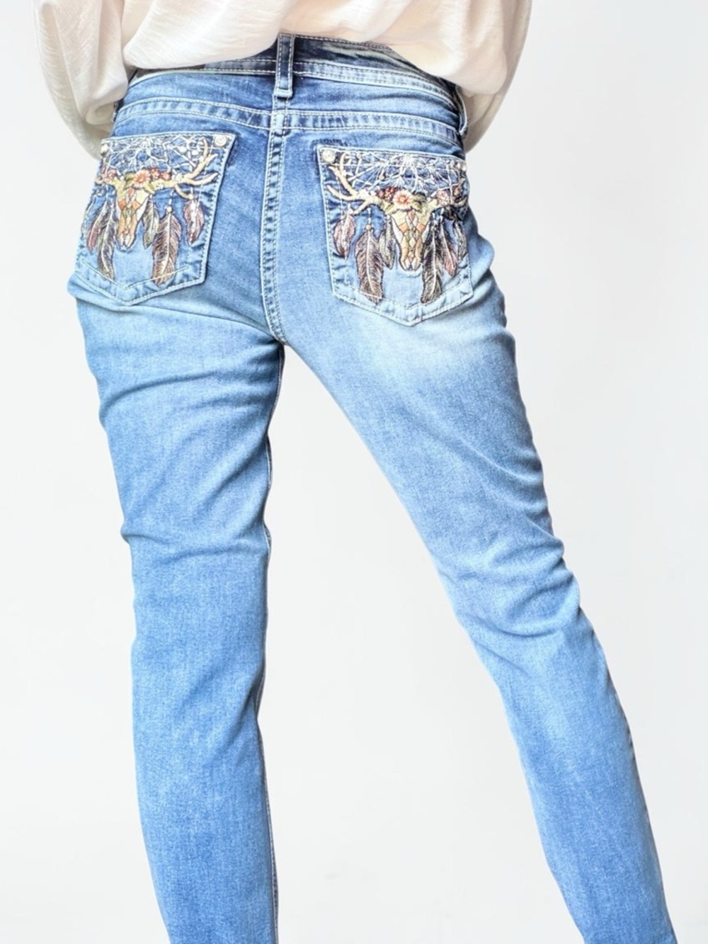 Miss Me Hailey Skinny Jeans Low Rise Embroidery Pocket Rodeo Core Western 31 - Picture 3 of 16